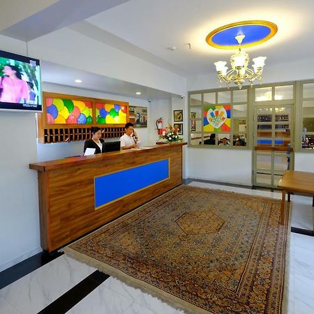 Frankfurter Deluxe Inn Cebu Kültér fotó