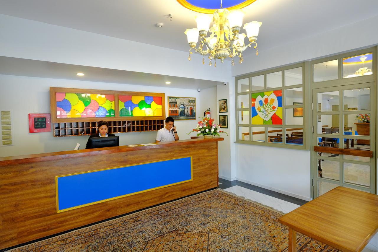 Frankfurter Deluxe Inn Cebu Kültér fotó